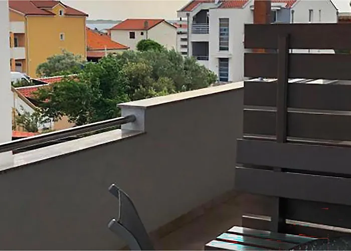 Apartament 1 Bedroom Cozy In *
