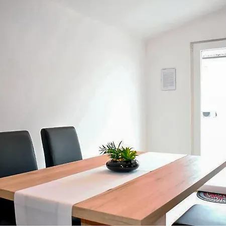 Apartman Cozy In With Wifi Vrsi