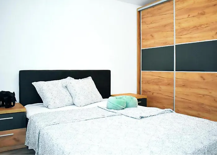 1 Bedroom Cozy In Врси